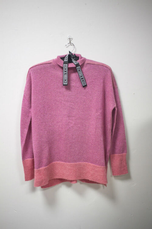 Project AJ117 Sandie Sweater – Metallic Pink
